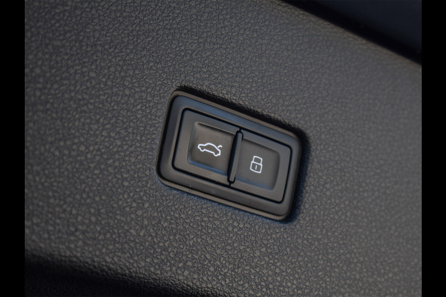 Audi Q8 50 TDI QUATTRO PRO LINE S | PANORAMADAK | MEMORY SEATS | 360 CAMERA | KEYLESS | BANG&OLUFSEN | ADAPTIVE CRUISE | TREKHAAK | AMBI