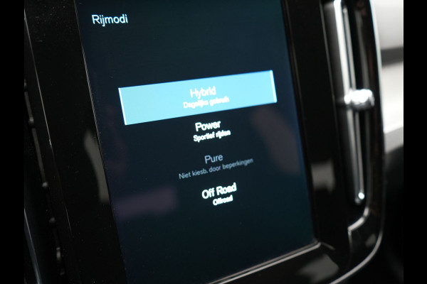 Volvo XC40 T4 Recharge Inscription Plug In Hybrid 211pk PHEV | Cruise Control | Camera | Apple Carplay | Memory | Keyless |