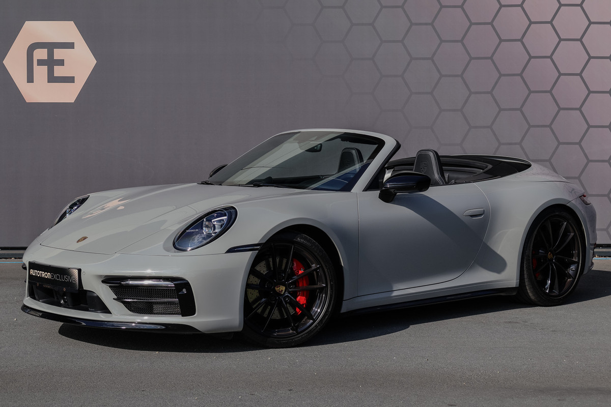Porsche 911 Cabrio 3.0 Carrera S NL AUTO | ADAPTIVE | LIFTSYSTEEM | PDCC | 4 WIELBESTURING | SPORTCHRONO PAKKET + UITLAAT ZWART | APPLE CARP Porsche 911 Cabrio 3.0 Carrera S NL AUTO | ADAPTIVE | LIFTSYSTEEM | PDCC | 4 WIELBESTURING | SPORTCHRONO PAKKET + UITLAAT ZWART | APPLE CARP