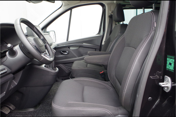 Renault Trafic 2.0 Blue dCi EDC 170pk T29 L2H1 Extra DC > 5 persoons/Dubbele schuifdeur/Trekhaak en luxe opties...