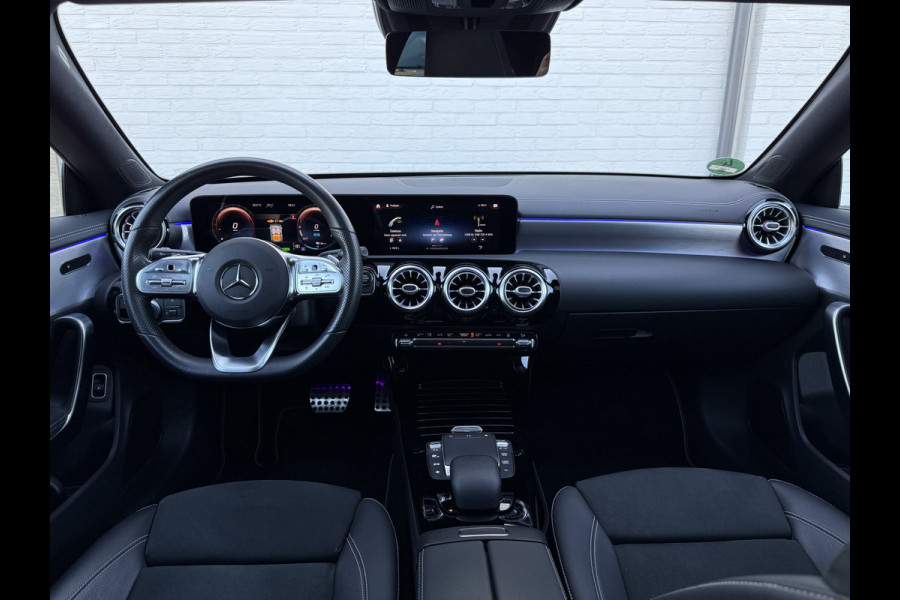 Mercedes-Benz CLA-Klasse Shooting Brake 250 e Business Solution AMG | Pano | Ambient Light | ACC | Camera | DAB+ | LED | 19 inch