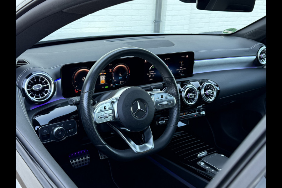 Mercedes-Benz CLA-Klasse Shooting Brake 250 e Business Solution AMG | Pano | Ambient Light | ACC | Camera | DAB+ | LED | 19 inch
