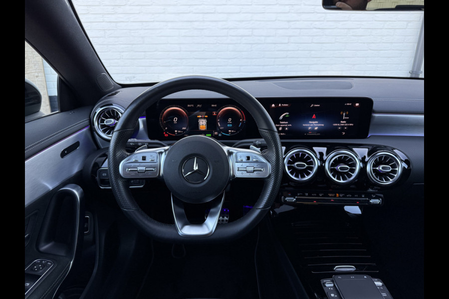 Mercedes-Benz CLA-Klasse Shooting Brake 250 e Business Solution AMG | Pano | Ambient Light | ACC | Camera | DAB+ | LED | 19 inch