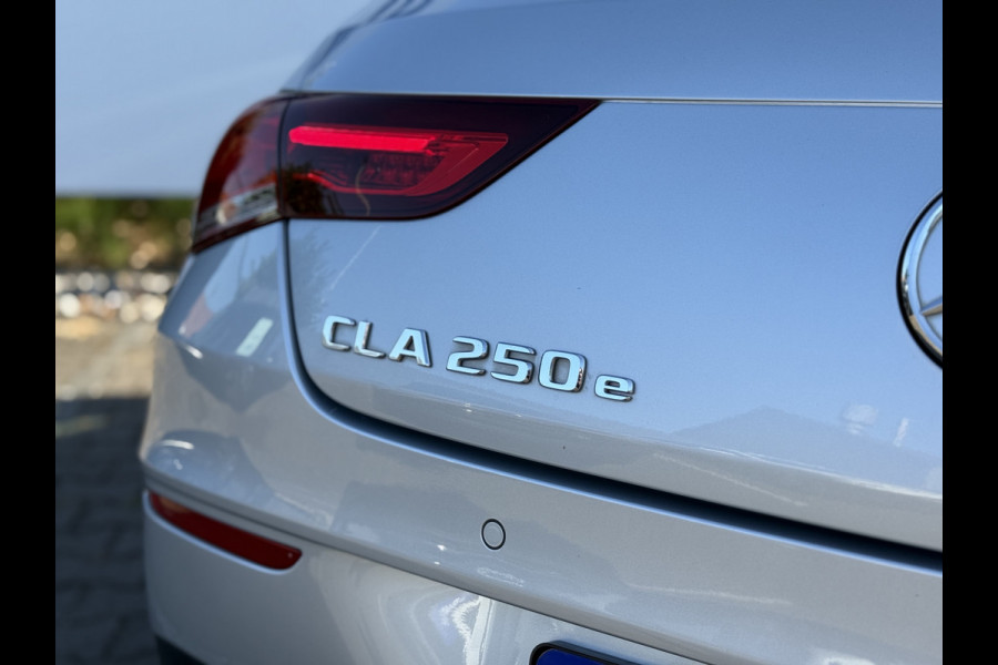 Mercedes-Benz CLA-Klasse Shooting Brake 250 e Business Solution AMG | Pano | Ambient Light | ACC | Camera | DAB+ | LED | 19 inch