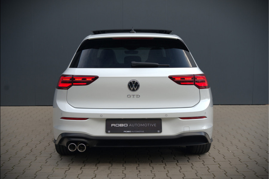 Volkswagen Golf 2.0 TDI GTD | Panoramadak | Stoelverwarming | Stuurverwarming | Adaptive Cruise Control | Apple Carplay | Sport & Sound | Adaptief Onderstel | Keyless | IQ Light LED | Camera | Ambiance Verlichting