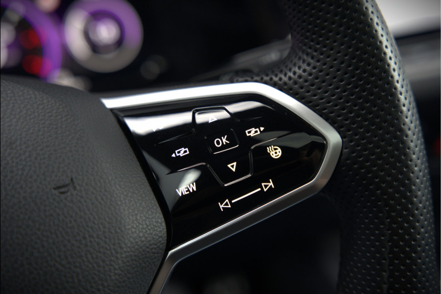 Volkswagen Golf 2.0 TDI GTD | Panoramadak | Stoelverwarming | Stuurverwarming | Adaptive Cruise Control | Apple Carplay | Sport & Sound | Adaptief Onderstel | Keyless | IQ Light LED | Camera | Ambiance Verlichting