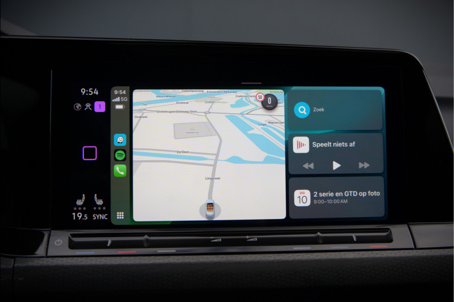 Volkswagen Golf 2.0 TDI GTD | Panoramadak | Stoelverwarming | Stuurverwarming | Adaptive Cruise Control | Apple Carplay | Sport & Sound | Adaptief Onderstel | Keyless | IQ Light LED | Camera | Ambiance Verlichting