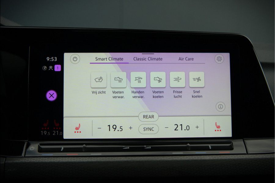 Volkswagen Golf 2.0 TDI GTD | Panoramadak | Stoelverwarming | Stuurverwarming | Adaptive Cruise Control | Apple Carplay | Sport & Sound | Adaptief Onderstel | Keyless | IQ Light LED | Camera | Ambiance Verlichting