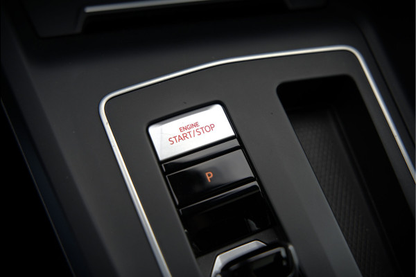 Volkswagen Golf 2.0 TDI GTD | Panoramadak | Stoelverwarming | Stuurverwarming | Adaptive Cruise Control | Apple Carplay | Sport & Sound | Adaptief Onderstel | Keyless | IQ Light LED | Camera | Ambiance Verlichting