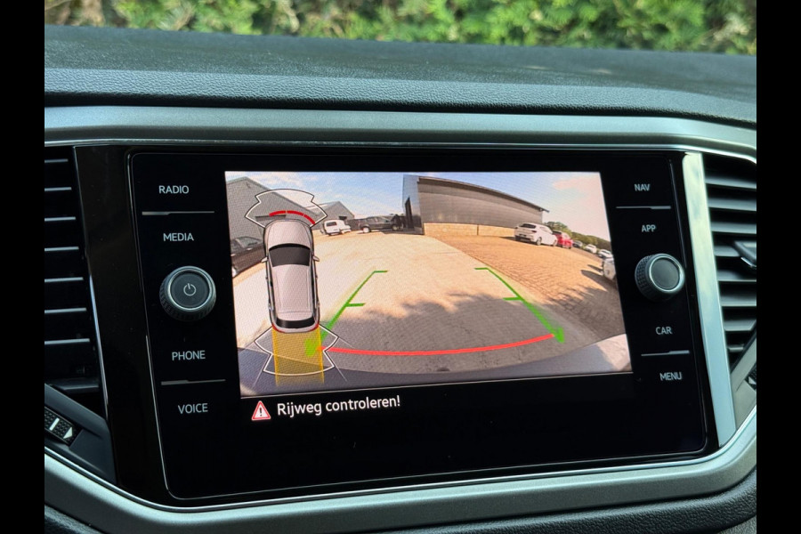 Volkswagen T-Roc 1.5 TSI Sport Trekhaak Camera