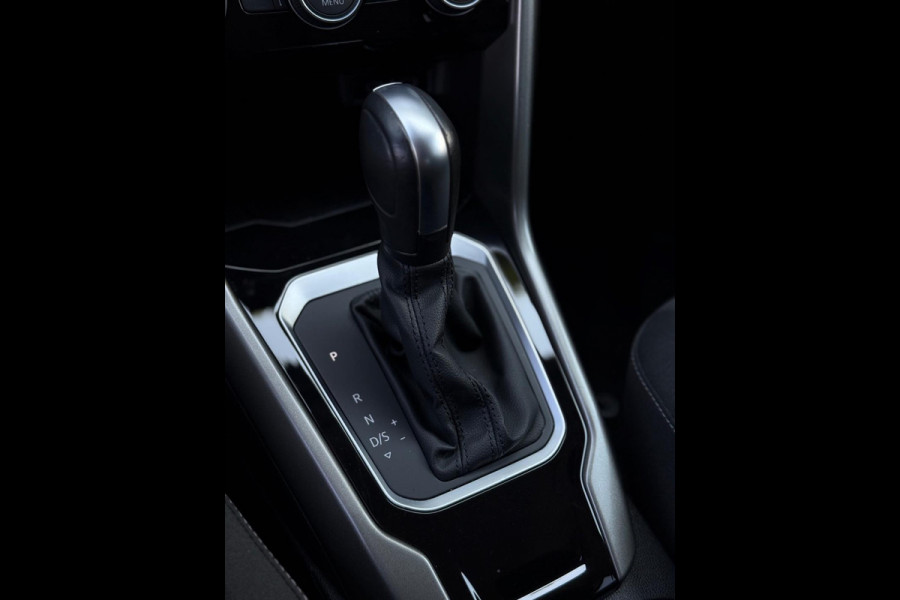 Volkswagen T-Roc 1.5 TSI Sport Trekhaak Camera