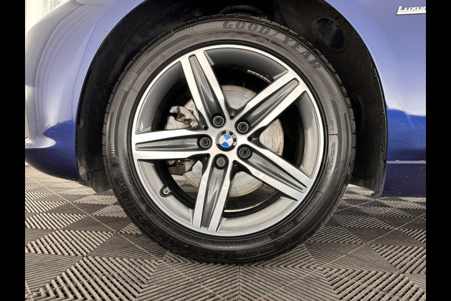 BMW 2 Serie Gran Tourer 218D High Executive Luxury-Line 7-Pers Aut. *PANO | NAVI-FULLMAP | LUXURY-LEATHER | FULL-LED | ECC | KEYLESS | HEATED-COMFORTSEATS | SHIFT-PADDLES | AMBIENT-LIGHT | CAMERA | HEAD UP | PDC | TOWBAR | 17"ALU*