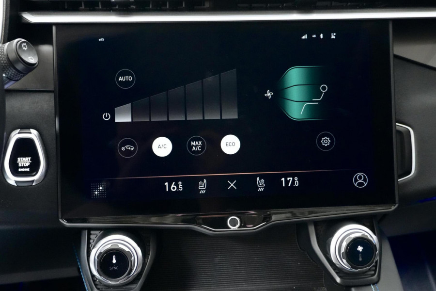 Lynk & Co 01 1.5 Plug-in Hybrid |Pano-dak | CarPlay | Acc | 360 Camera | Memory | Led | Pdc | Infinity audio | Sfeer | 20 " |