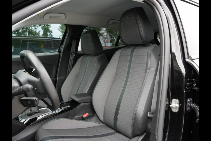 Peugeot 2008 1.2 PureTech Allure Pack | Navigatie | DAB | Clima | Stoelverwarming
