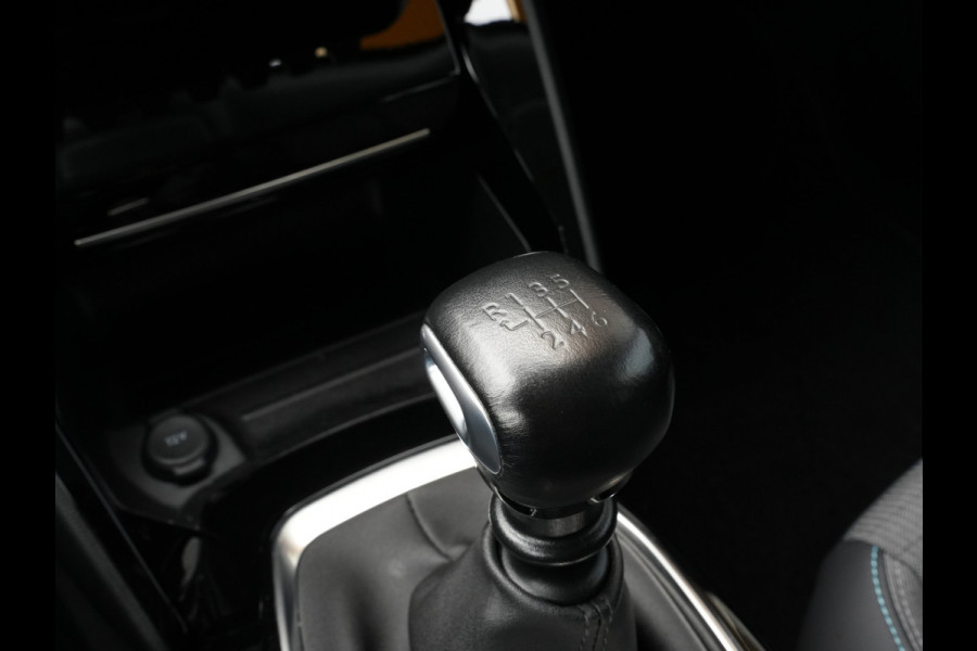 Peugeot 2008 1.2 PureTech Allure Pack | Navigatie | DAB | Clima | Stoelverwarming