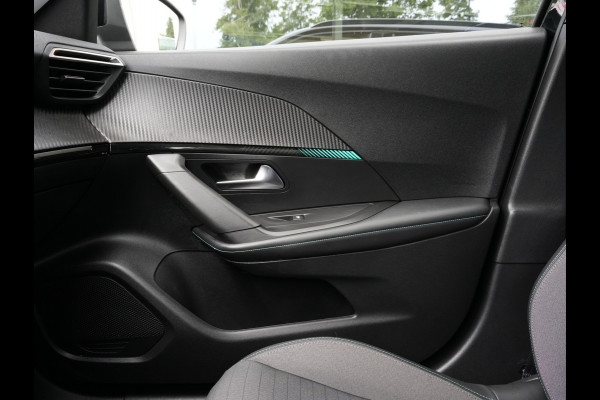 Peugeot 2008 1.2 PureTech Allure Pack | Navigatie | DAB | Clima | Stoelverwarming