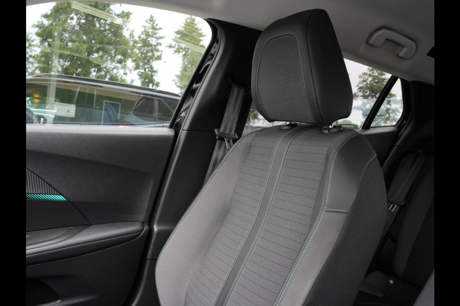 Peugeot 2008 1.2 PureTech Allure Pack | Navigatie | DAB | Clima | Stoelverwarming