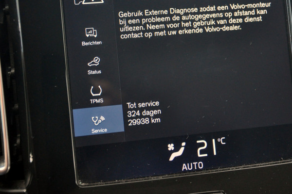 Volvo XC40 1.5 T3 Momentum Pro | Camera | Trekhaak | Mooie staat!