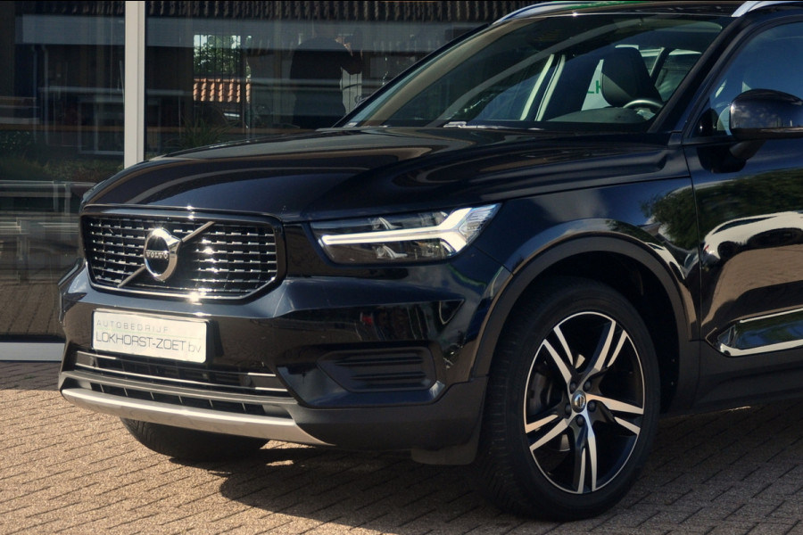 Volvo XC40 1.5 T3 Momentum Pro | Camera | Trekhaak | Mooie staat!