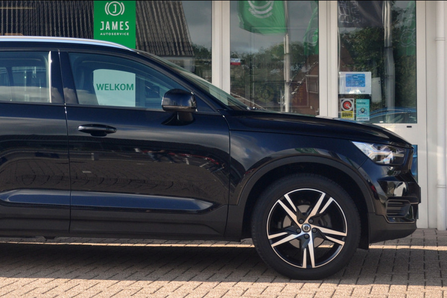 Volvo XC40 1.5 T3 Momentum Pro | Camera | Trekhaak | Mooie staat!