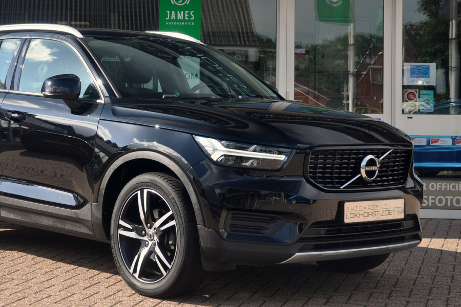 Volvo XC40 1.5 T3 Momentum Pro | Camera | Trekhaak | Mooie staat!