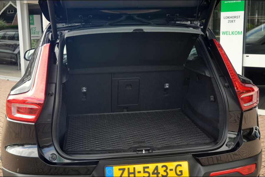 Volvo XC40 1.5 T3 Momentum Pro | Camera | Trekhaak | Mooie staat!