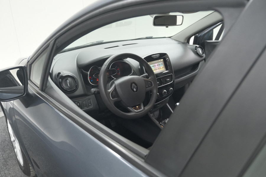 Renault Clio TCe 90 Limited | Navigatie | Parkeersensoren | Cruise Control | Apple Carplay