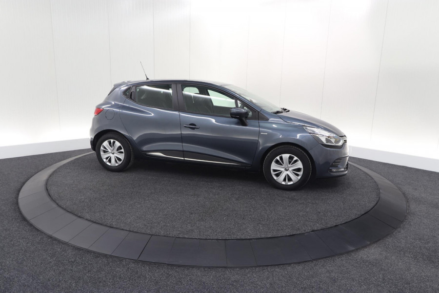 Renault Clio TCe 90 Limited | Navigatie | Parkeersensoren | Cruise Control | Apple Carplay