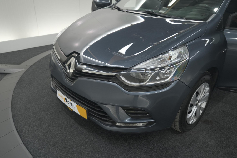 Renault Clio TCe 90 Limited | Navigatie | Parkeersensoren | Cruise Control | Apple Carplay