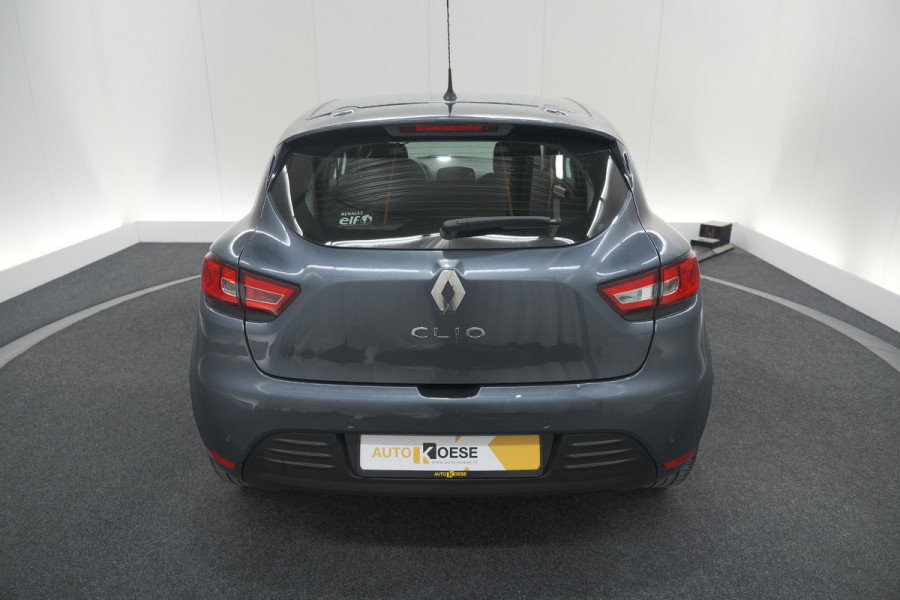 Renault Clio TCe 90 Limited | Navigatie | Parkeersensoren | Cruise Control | Apple Carplay