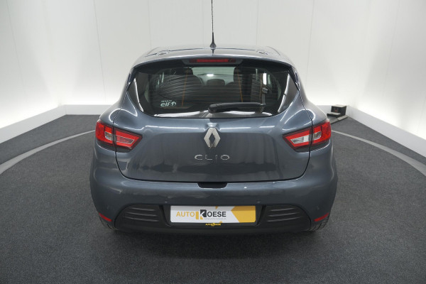 Renault Clio TCe 90 Limited | Navigatie | Parkeersensoren | Cruise Control | Apple Carplay