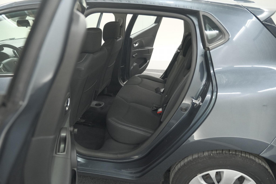 Renault Clio TCe 90 Limited | Navigatie | Parkeersensoren | Cruise Control | Apple Carplay
