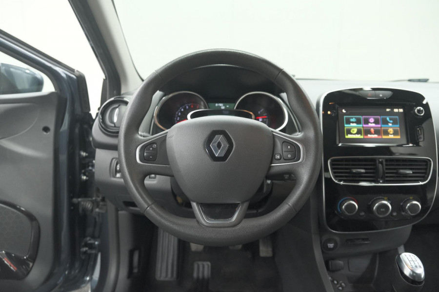 Renault Clio TCe 90 Limited | Navigatie | Parkeersensoren | Cruise Control | Apple Carplay