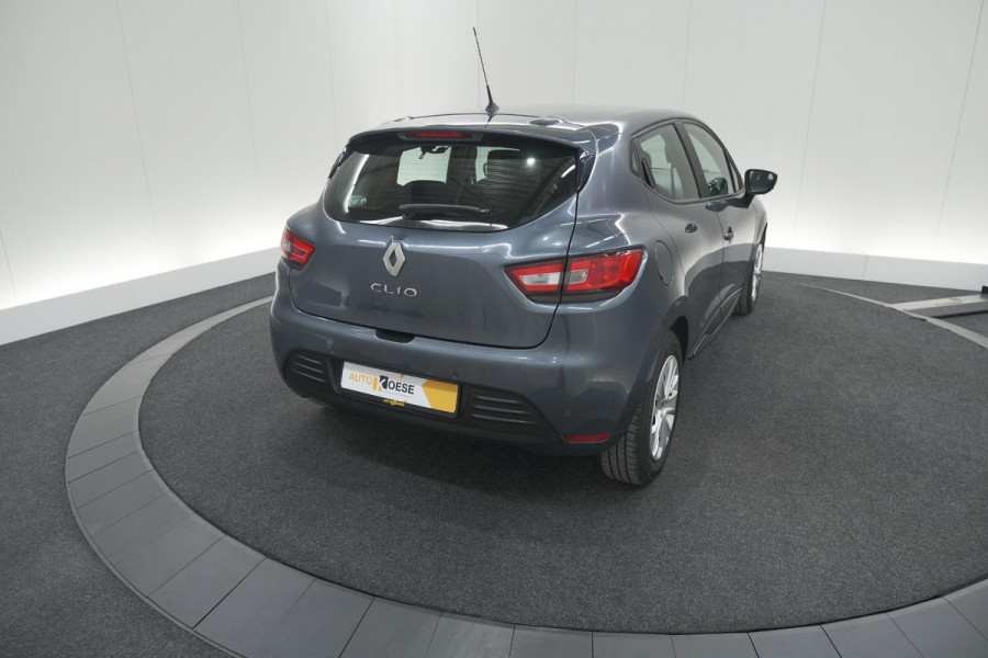 Renault Clio TCe 90 Limited | Navigatie | Parkeersensoren | Cruise Control | Apple Carplay