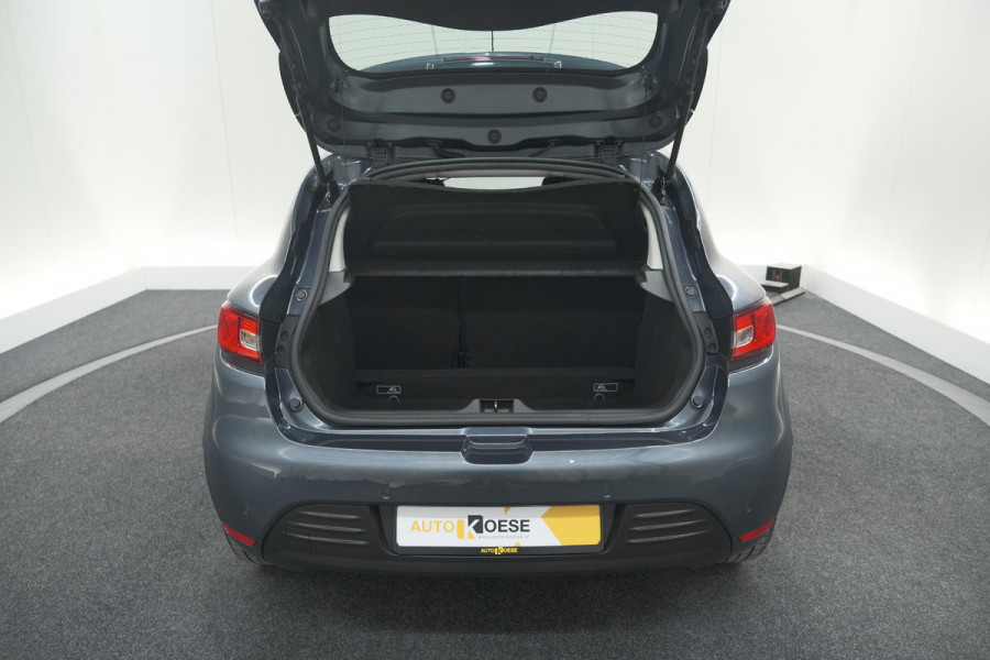 Renault Clio TCe 90 Limited | Navigatie | Parkeersensoren | Cruise Control | Apple Carplay