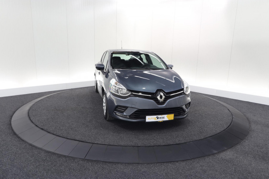 Renault Clio TCe 90 Limited | Navigatie | Parkeersensoren | Cruise Control | Apple Carplay