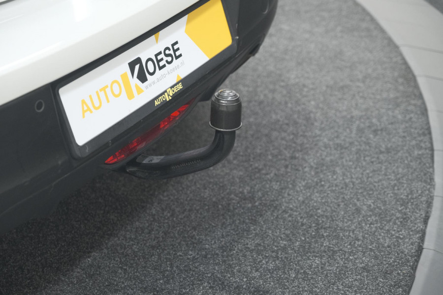 Peugeot 208 PureTech 100 EAT8 Active | Trekhaak | Parkeersensoren | Navigatie | Apple Carplay