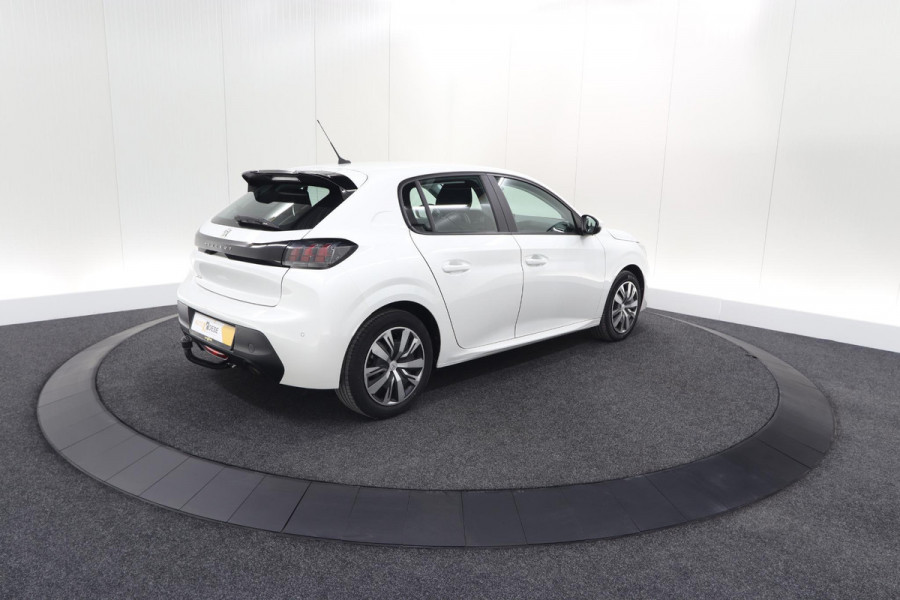 Peugeot 208 PureTech 100 EAT8 Active | Trekhaak | Parkeersensoren | Navigatie | Apple Carplay