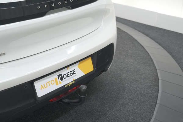 Peugeot 208 PureTech 100 EAT8 Active | Trekhaak | Parkeersensoren | Navigatie | Apple Carplay