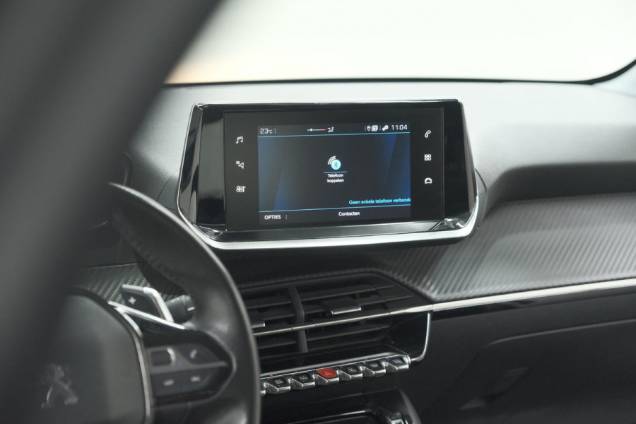 Peugeot 208 PureTech 100 EAT8 Active | Trekhaak | Parkeersensoren | Navigatie | Apple Carplay