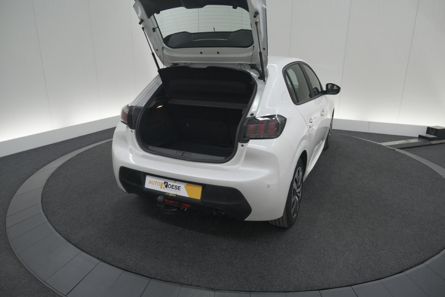 Peugeot 208 PureTech 100 EAT8 Active | Trekhaak | Parkeersensoren | Navigatie | Apple Carplay