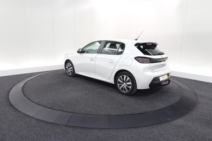 Peugeot 208 PureTech 100 EAT8 Active | Trekhaak | Parkeersensoren | Navigatie | Apple Carplay