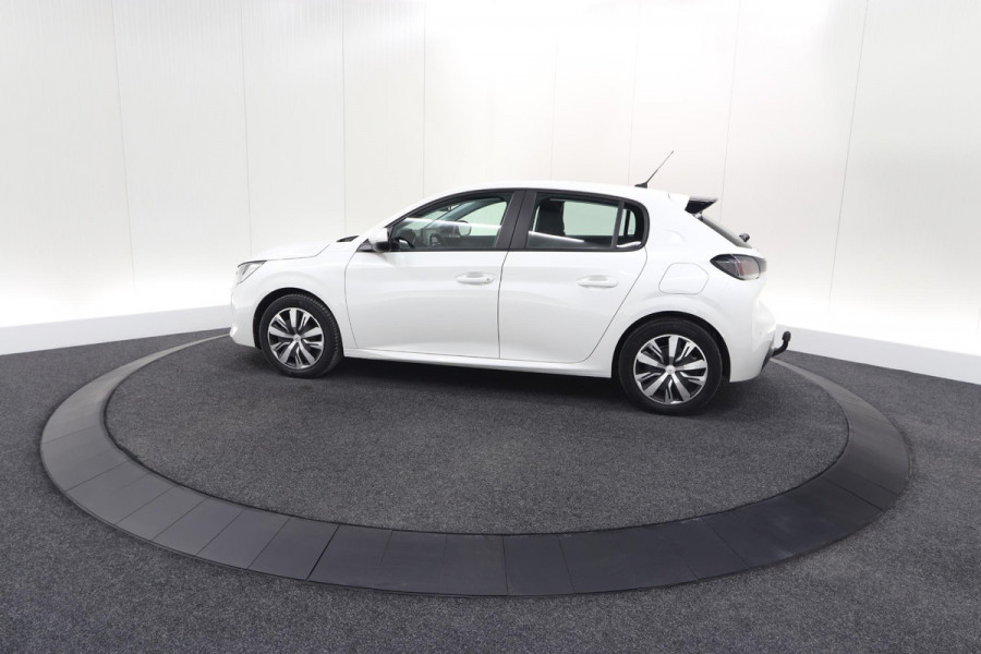 Peugeot 208 PureTech 100 EAT8 Active | Trekhaak | Parkeersensoren | Navigatie | Apple Carplay