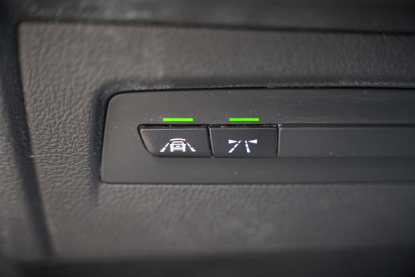 BMW 2 Serie Coupé 218i High Executive M Sport | M Performance | Stoelverwarming | Navigatie | Keyless | Camera | Cruise Control | DAB | HIFI | Parkeersensoren | Leer | Digital Dash | Automaat | NAP | Orig. NL | BTW