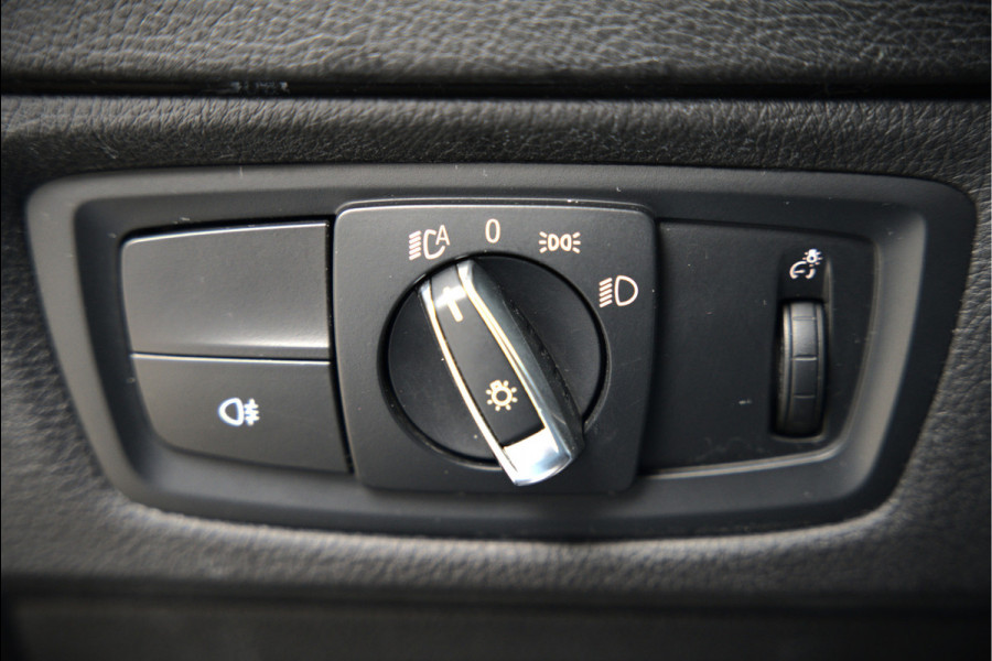 BMW 2 Serie Coupé 218i High Executive M Sport | M Performance | Stoelverwarming | Navigatie | Keyless | Camera | Cruise Control | DAB | HIFI | Parkeersensoren | Leer | Digital Dash | Automaat | NAP | Orig. NL | BTW