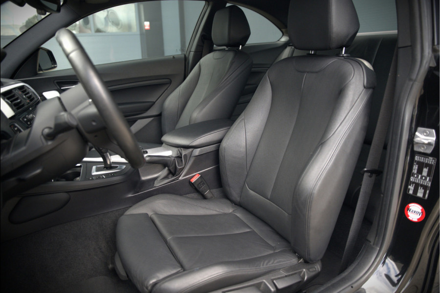 BMW 2 Serie Coupé 218i High Executive M Sport | M Performance | Stoelverwarming | Navigatie | Keyless | Camera | Cruise Control | DAB | HIFI | Parkeersensoren | Leer | Digital Dash | Automaat | NAP | Orig. NL | BTW