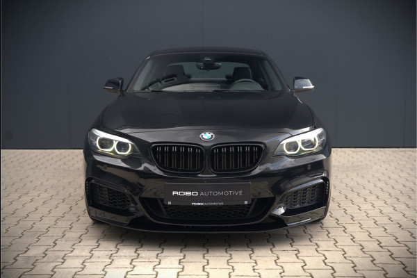 BMW 2 Serie Coupé 218i High Executive M Sport | M Performance | Stoelverwarming | Navigatie | Keyless | Camera | Cruise Control | DAB | HIFI | Parkeersensoren | Leer | Digital Dash | Automaat | NAP | Orig. NL | BTW