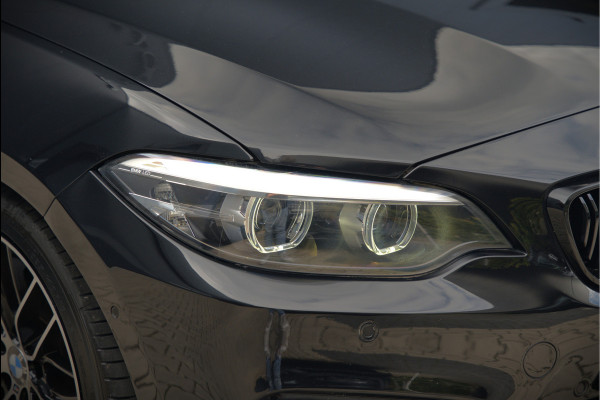 BMW 2 Serie Coupé 218i High Executive M Sport | M Performance | Stoelverwarming | Navigatie | Keyless | Camera | Cruise Control | DAB | HIFI | Parkeersensoren | Leer | Digital Dash | Automaat | NAP | Orig. NL | BTW