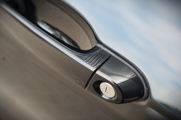 BMW 2 Serie Coupé 218i High Executive M Sport | M Performance | Stoelverwarming | Navigatie | Keyless | Camera | Cruise Control | DAB | HIFI | Parkeersensoren | Leer | Digital Dash | Automaat | NAP | Orig. NL | BTW