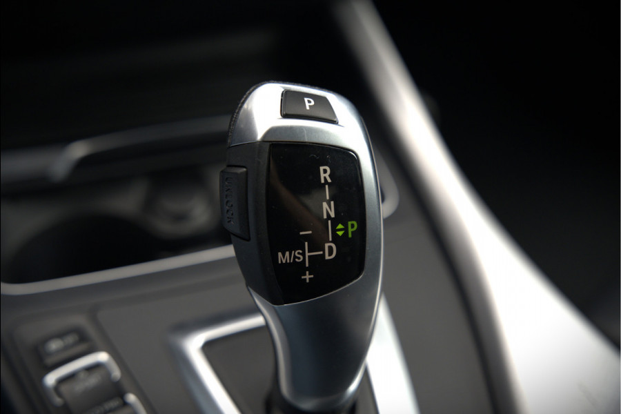 BMW 2 Serie Coupé 218i High Executive M Sport | M Performance | Stoelverwarming | Navigatie | Keyless | Camera | Cruise Control | DAB | HIFI | Parkeersensoren | Leer | Digital Dash | Automaat | NAP | Orig. NL | BTW